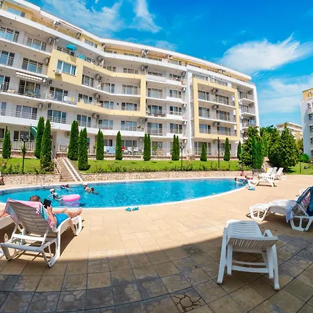 Imperial And Crown Noks Grand شقة سفيتي فلاس